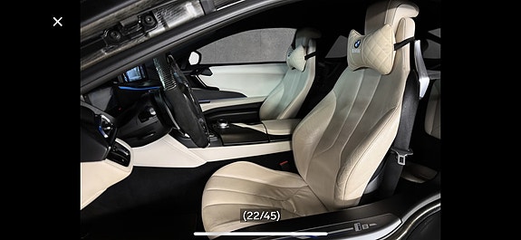 BMW i8 12 of 30