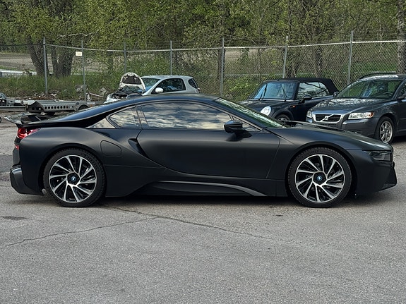 BMW i8 7 of 30