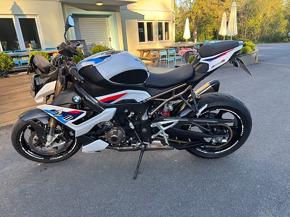 BMW S 1000 R 2 of 5