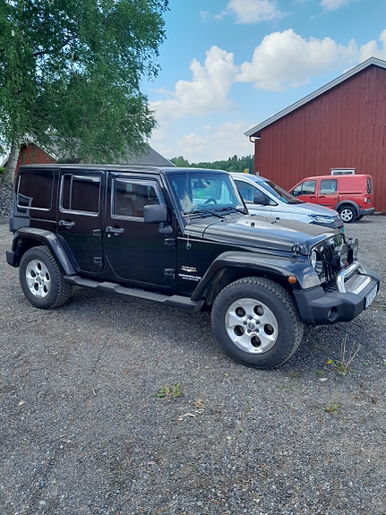Jeep Wrangler 4 of 5
