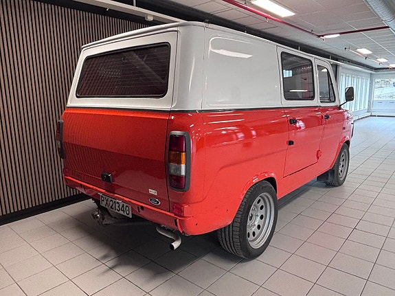 Ford Transit 4 of 5