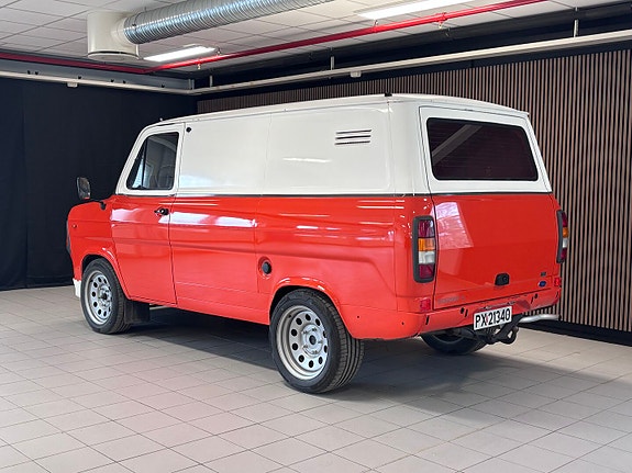 Ford Transit 2 of 5