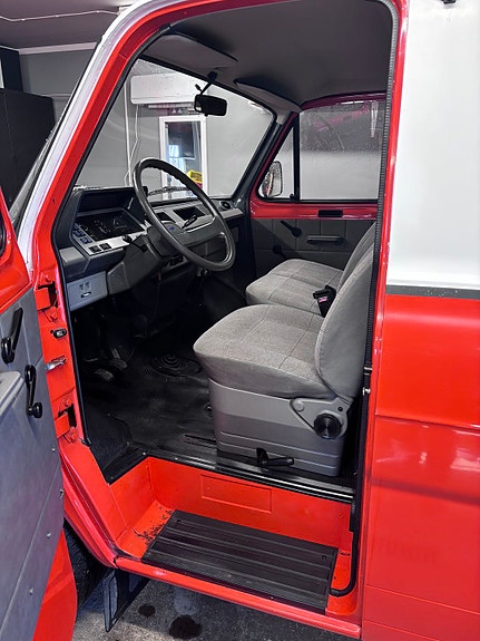 Ford Transit 10 of 11