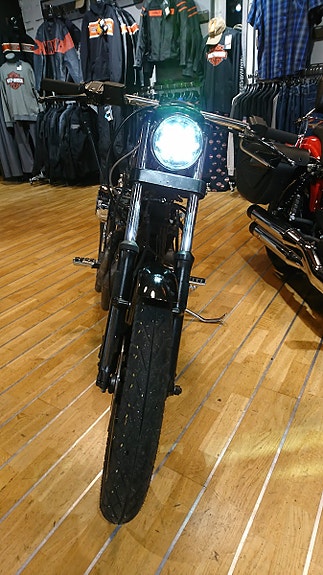 Harley-Davidson XLH Sportster 2 of 13