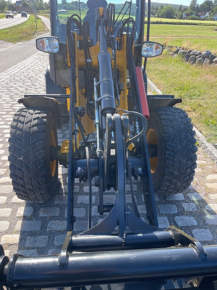 JCB 407 T4. 9 of 30