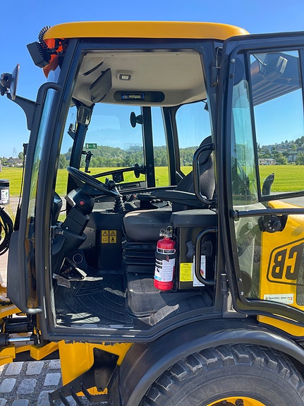 JCB 407 T4. 24 of 30