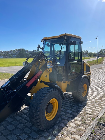 JCB 407 T4. 14 of 30