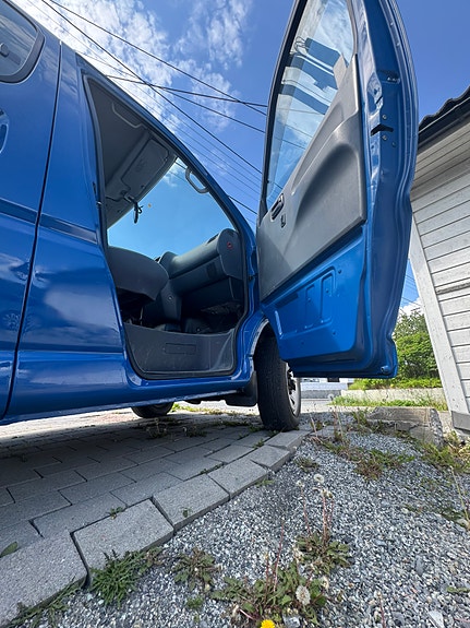 Toyota HiAce 12 of 22