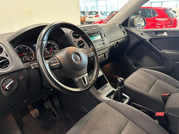 Volkswagen Tiguan 19 of 30