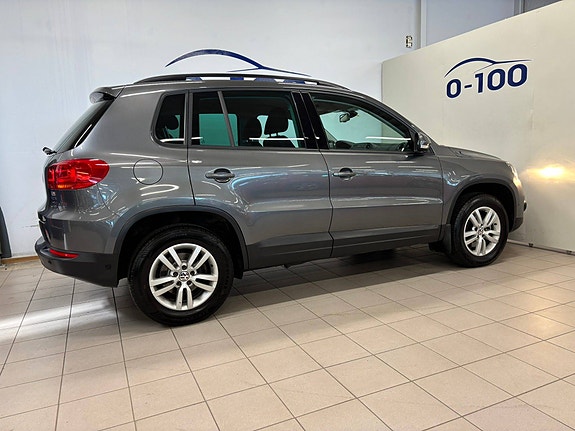 Volkswagen Tiguan 9 of 30