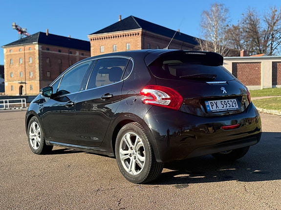 Peugeot 208 6 of 21