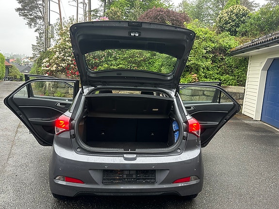 Hyundai i20 11 of 29