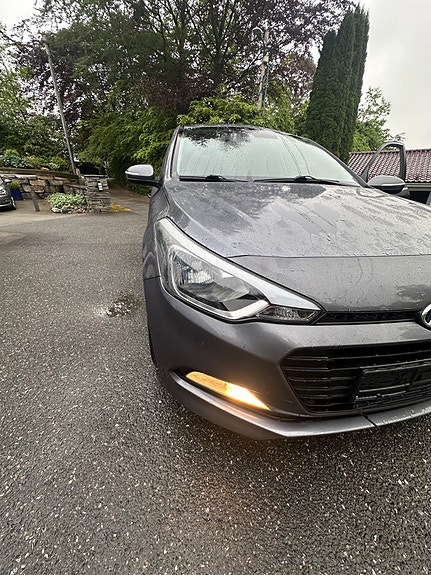 Hyundai i20 28 of 29