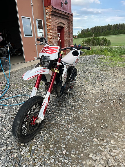 Fantic XMF 125 6 of 15