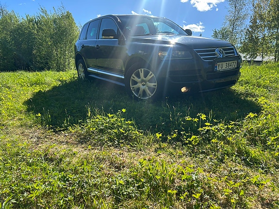 Volkswagen Touareg 4 of 5