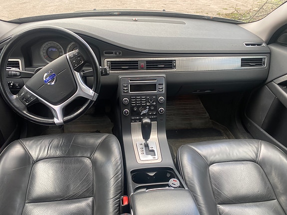 Volvo XC70 11 of 14