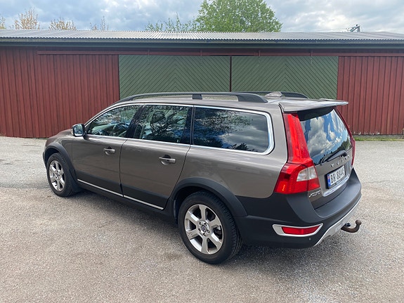 Volvo XC70 7 of 14