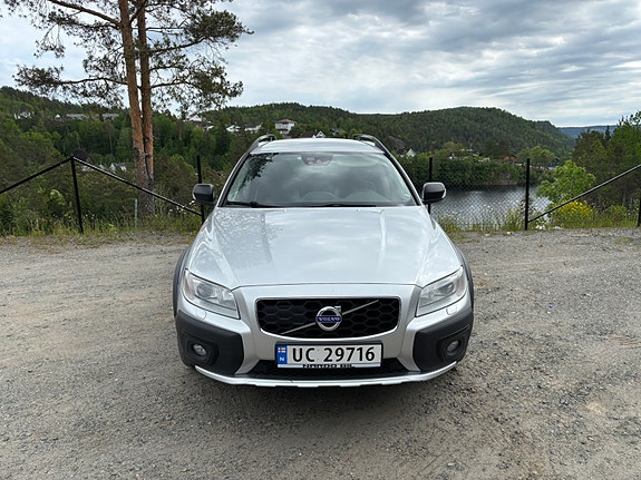 Volvo XC70 8 of 21
