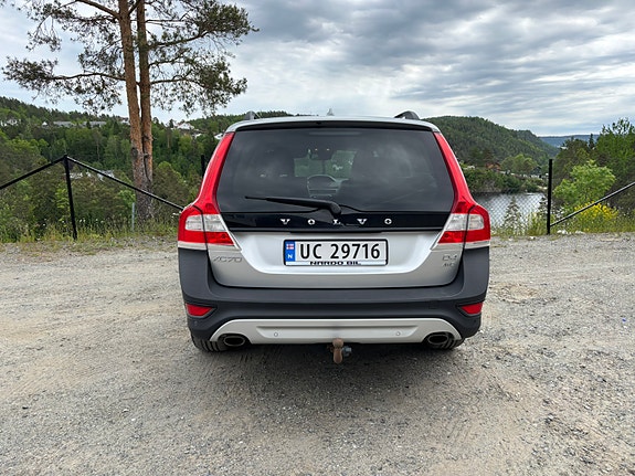 Volvo XC70 4 of 21