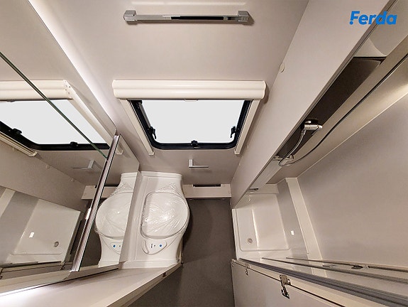 Adria Adora 753UK 12 of 20