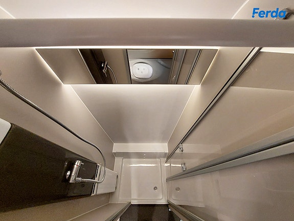 Adria Adora 753UK 13 of 20