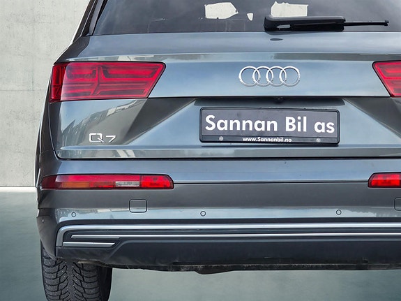 Audi Q7 6 of 30