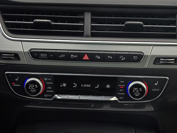 Audi Q7 12 of 30