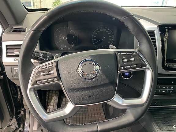 KGM Rexton 12 of 27