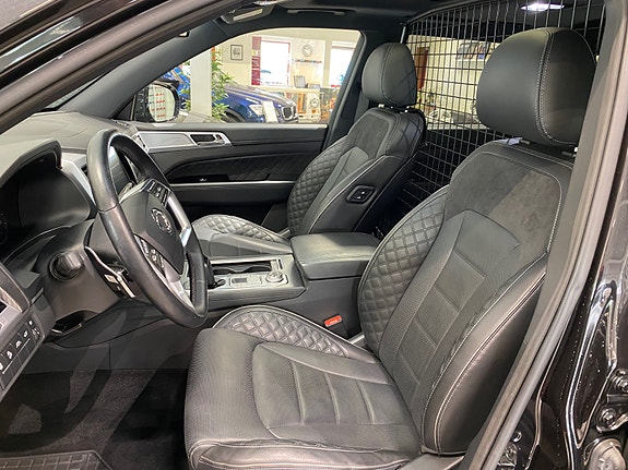 KGM Rexton 10 of 27