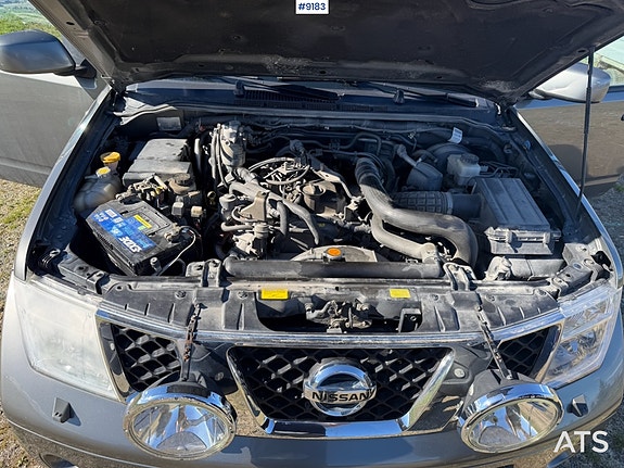 Nissan Pathfinder 18 of 27