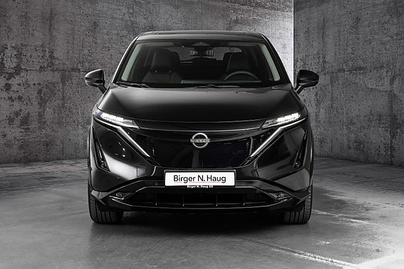 Nissan Ariya 4 of 30