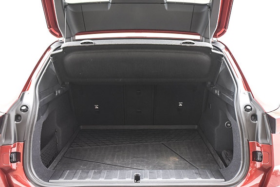 BMW iX2 5 of 5