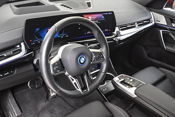 BMW iX2 15 of 19