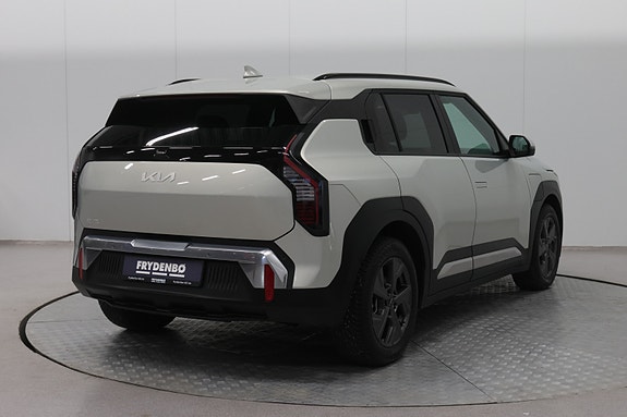 Kia EV3 5 of 5