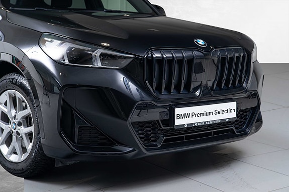 BMW X1 2 of 29