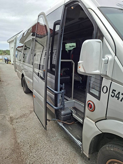 Mercedes-Benz MB Sprinter 3 of 5