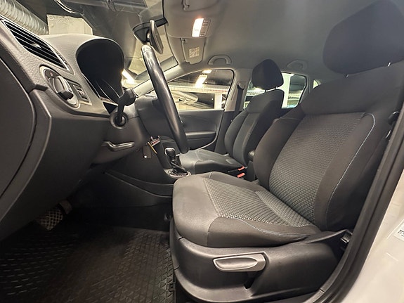 Volkswagen Polo 28 of 30