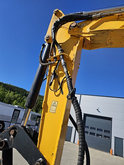 JCB 100-C-1,   KUN 1123 Timer, Vi tar alt tenkelig i innbytte, bare kom med forslag 15 of 30