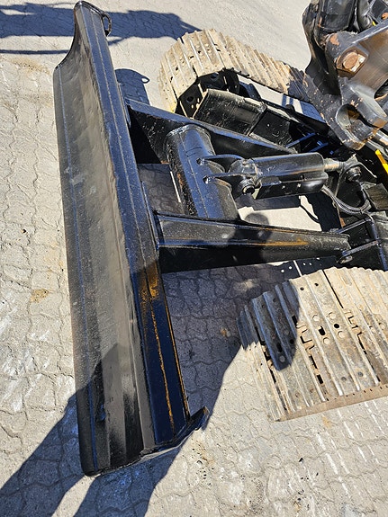 JCB 100-C-1,   KUN 1123 Timer, Vi tar alt tenkelig i innbytte, bare kom med forslag 19 of 30