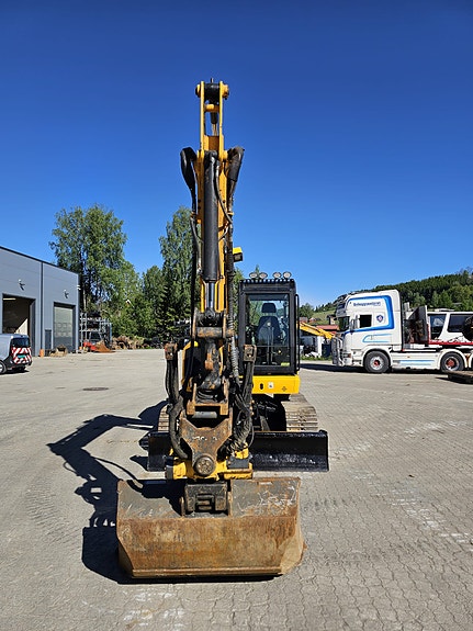 JCB 100-C-1,   KUN 1123 Timer, Vi tar alt tenkelig i innbytte, bare kom med forslag 13 of 30