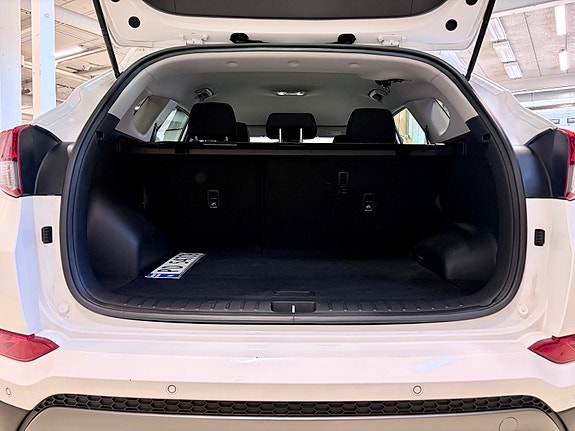 Hyundai Tucson 9 of 11