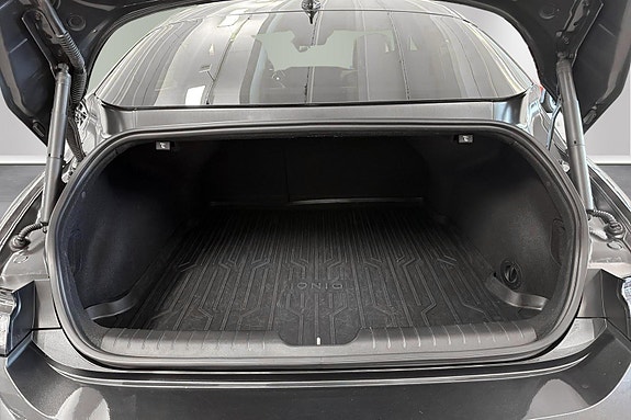 Hyundai Ioniq 6 5 of 5