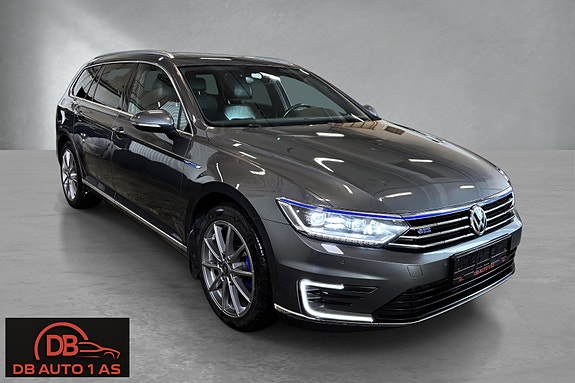 Volkswagen Passat 3 of 5