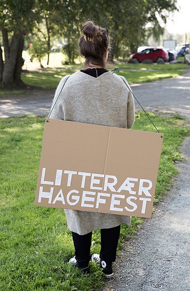 Norsk Forfattersentrum Midt-Norge arrangerer Litterær hagefest i Adrianstua.

Foto: Norsk Forfattersentrum