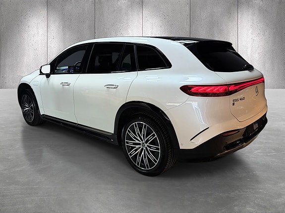 Mercedes-Benz EQS SUV 5 of 5