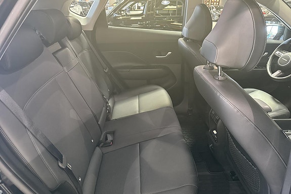 Hyundai Kona 22 of 26