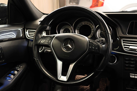 Mercedes-Benz E200 18 of 30