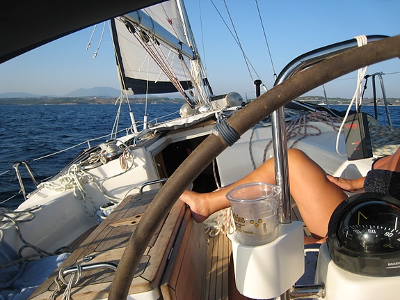 30% off i lavseason, Havseiler til leie Bavaria 44',  Hellas,  Egina/Poros, 3 of 5