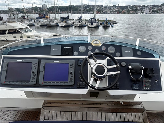 Fairline 58 Squadron 28 of 30