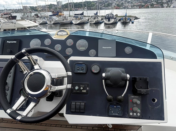 Fairline 58 Squadron 30 of 30